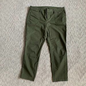 Old Navy - Size Women's Large - Dark Green Pixie Ankle Dress Pants